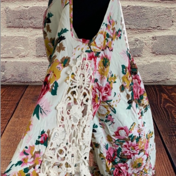 Women’s Umgee floral shirt tunic size large - Picture 3 of 7